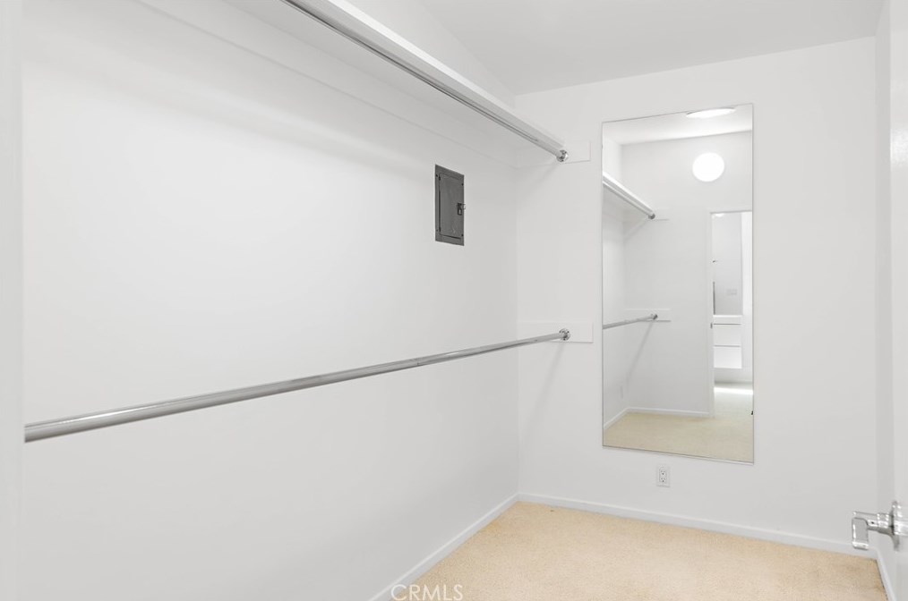 15201 Touraine Way, Irvine CA  92604-3149 exterior