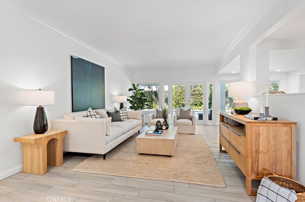 15201 Touraine Way, Irvine CA  92604-3149 exterior