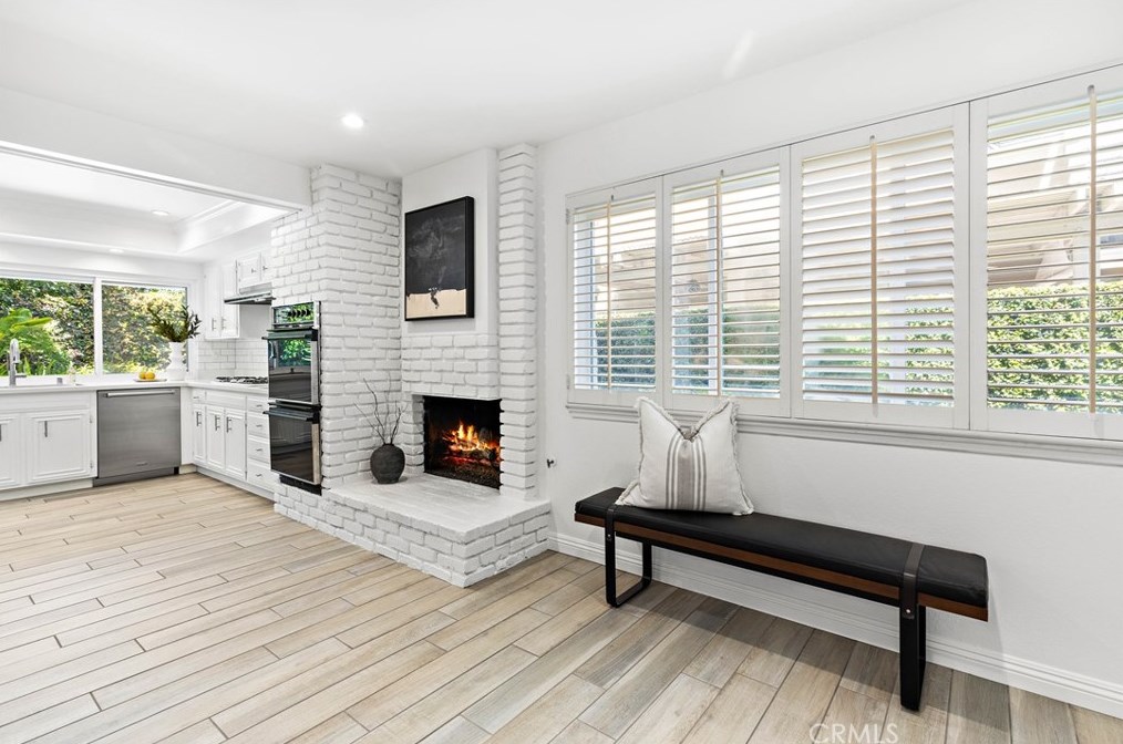 15201 Touraine Way, Irvine CA  92604-3149 exterior