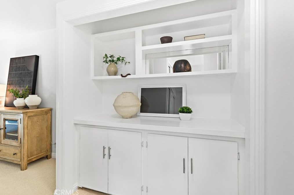 15201 Touraine Way, Irvine CA  92604-3149 exterior