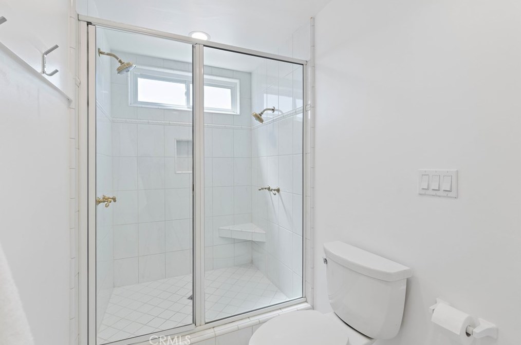 15201 Touraine Way, Irvine CA  92604-3149 exterior