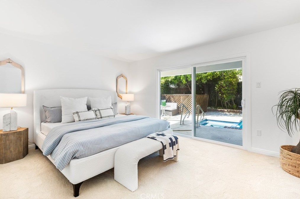 15201 Touraine Way, Irvine CA  92604-3149 exterior