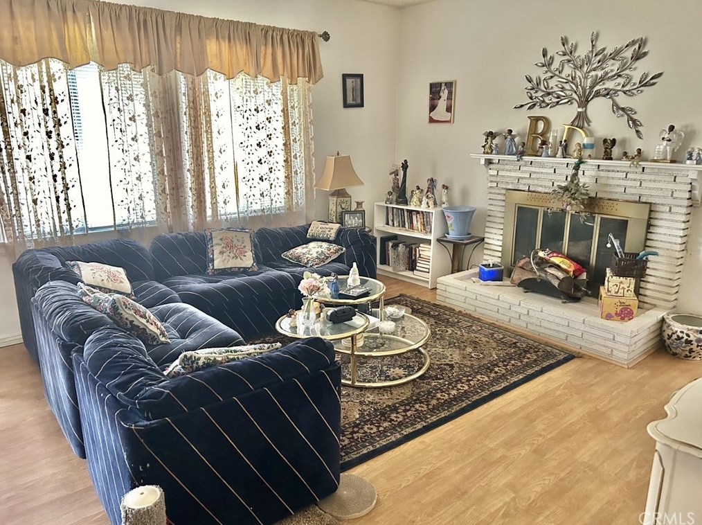 72 Marathon Rd, Altadena, CA 91001-4421