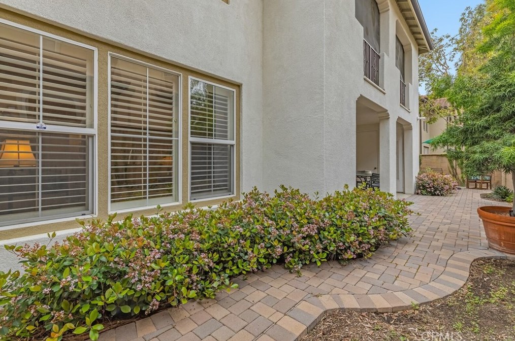 63 Olivehurst, Irvine CA  92602-0936 exterior