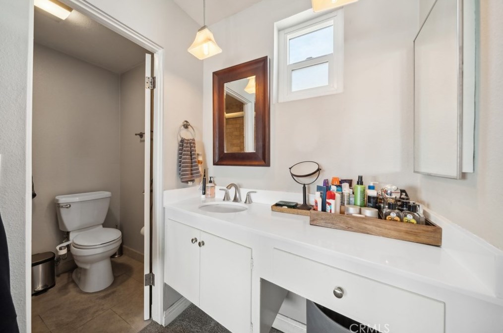 416 Bolero Way, Newport Beach CA  92663-3602 exterior