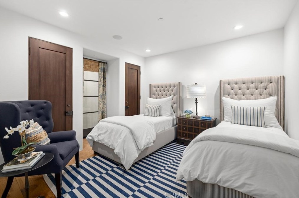 43 Blue Heron, Irvine CA  92603-0307 exterior