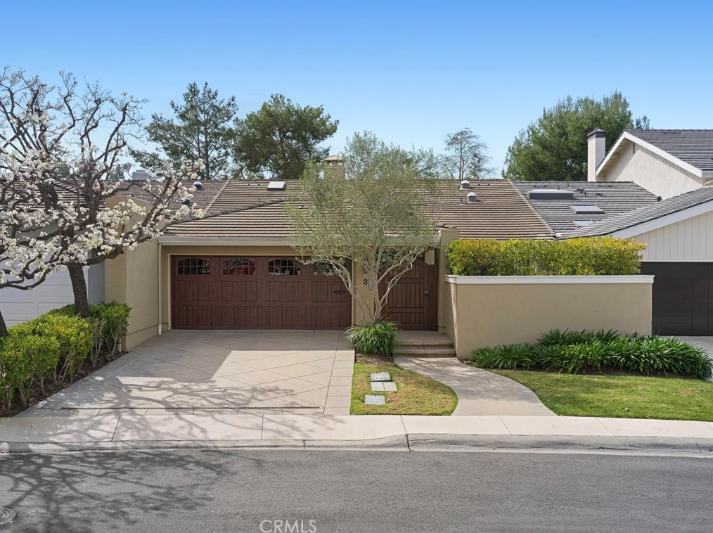 3 Rue Deauville, Newport Beach, CA 92660