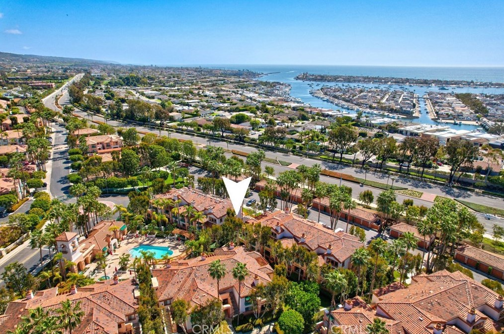28 Villa Point Dr, Newport Beach, CA 92660-6242