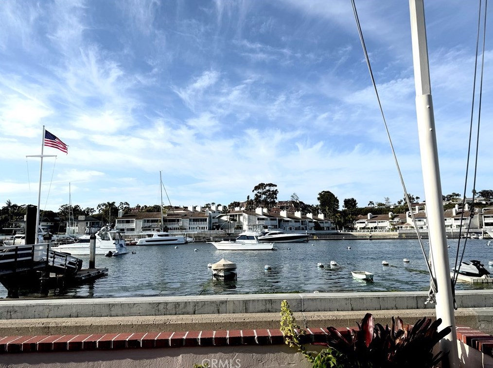 1009 North Bay Front, Newport Beach, CA 92662
