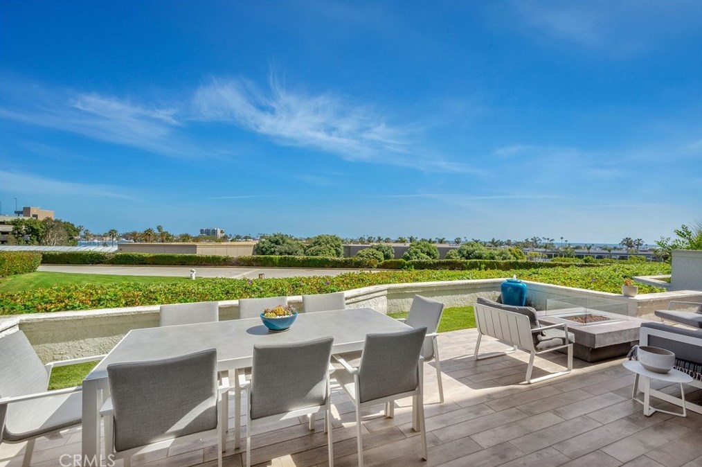 280 Cagney Ln #110, Newport Beach, CA 92663