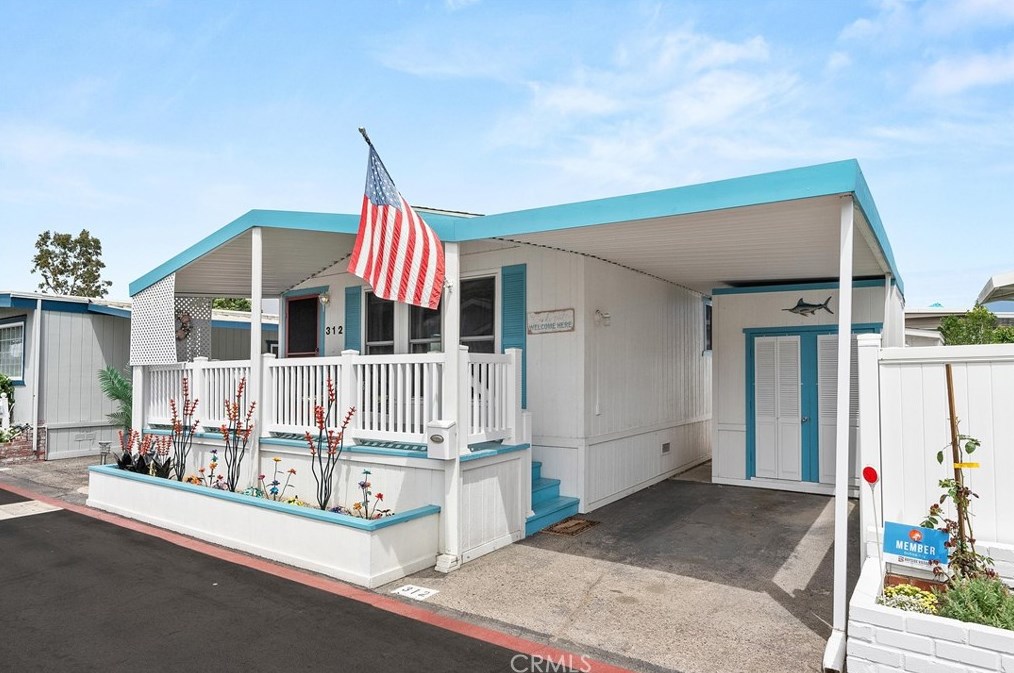 312 Concord Ln, Newport Beach, CA 92660