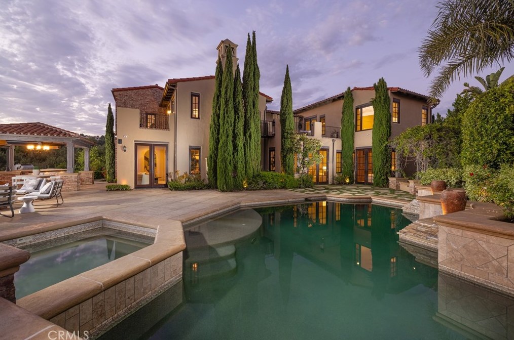 7 Cottonwood, Newport Beach, CA 92657