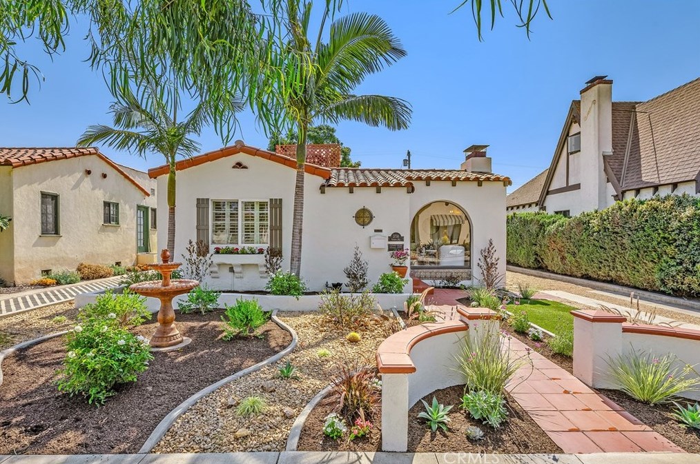 3758 Gaviota Ave, Long Beach, CA 90807-4329