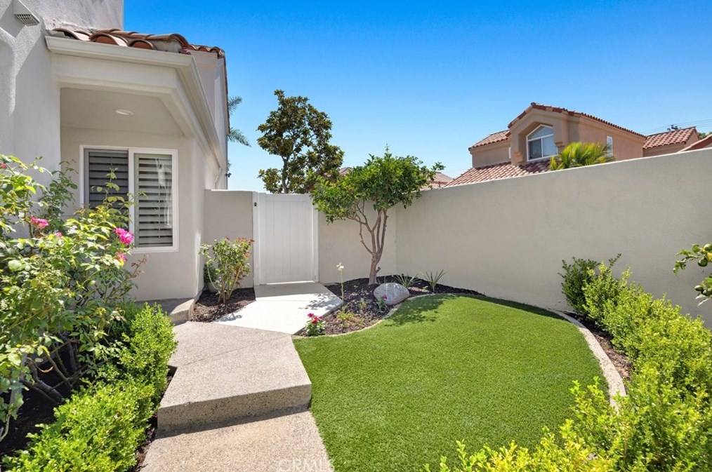 67 Shearwater Pl, Newport Beach, CA 92660