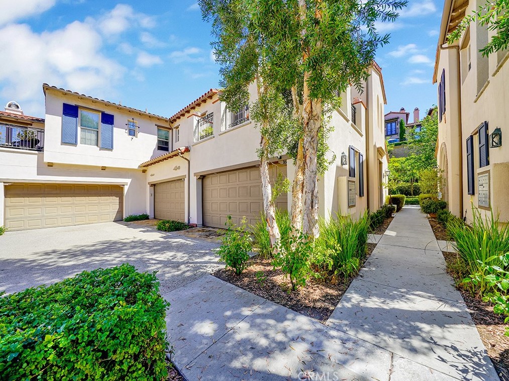 16 Talmont, Newport Beach, CA 92657
