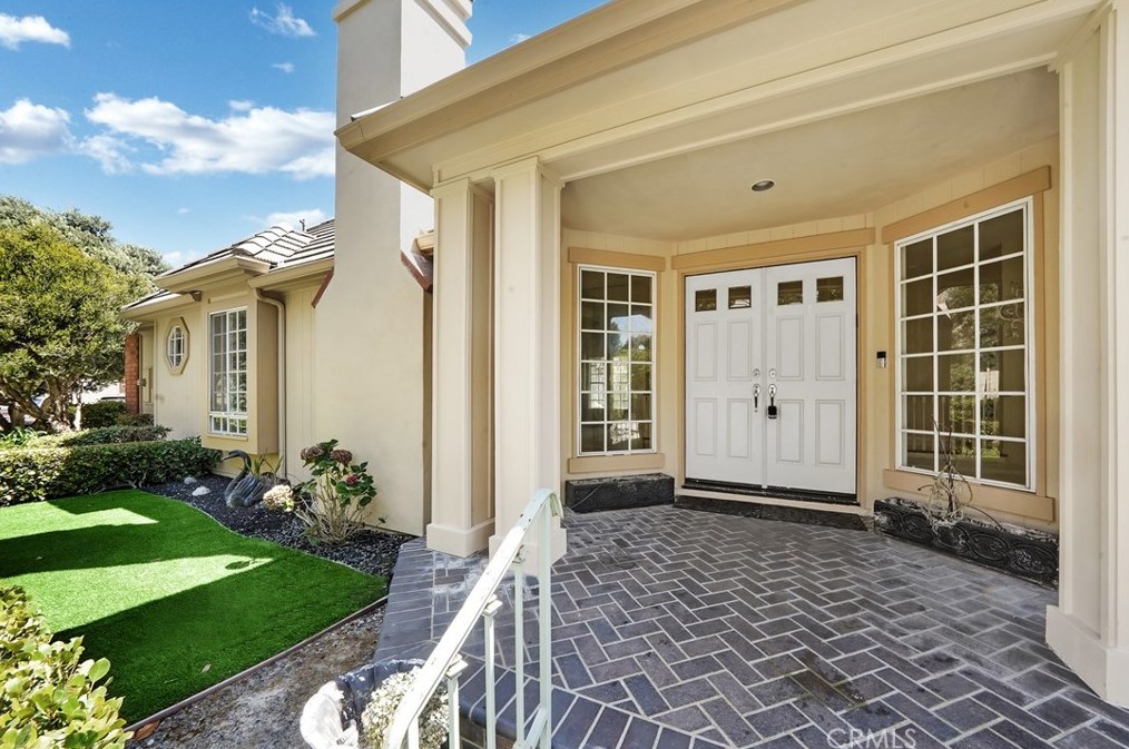 19431 Ironwood Ln, Huntington Beach, CA 92648