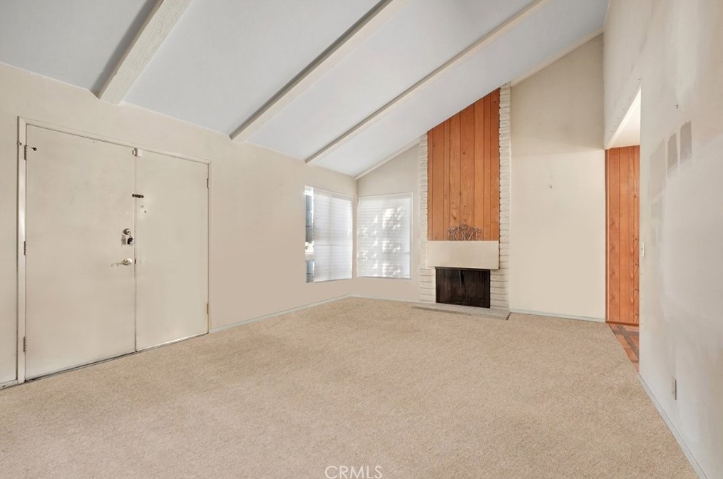 12360 Carnaby St, Artesia, CA 90703