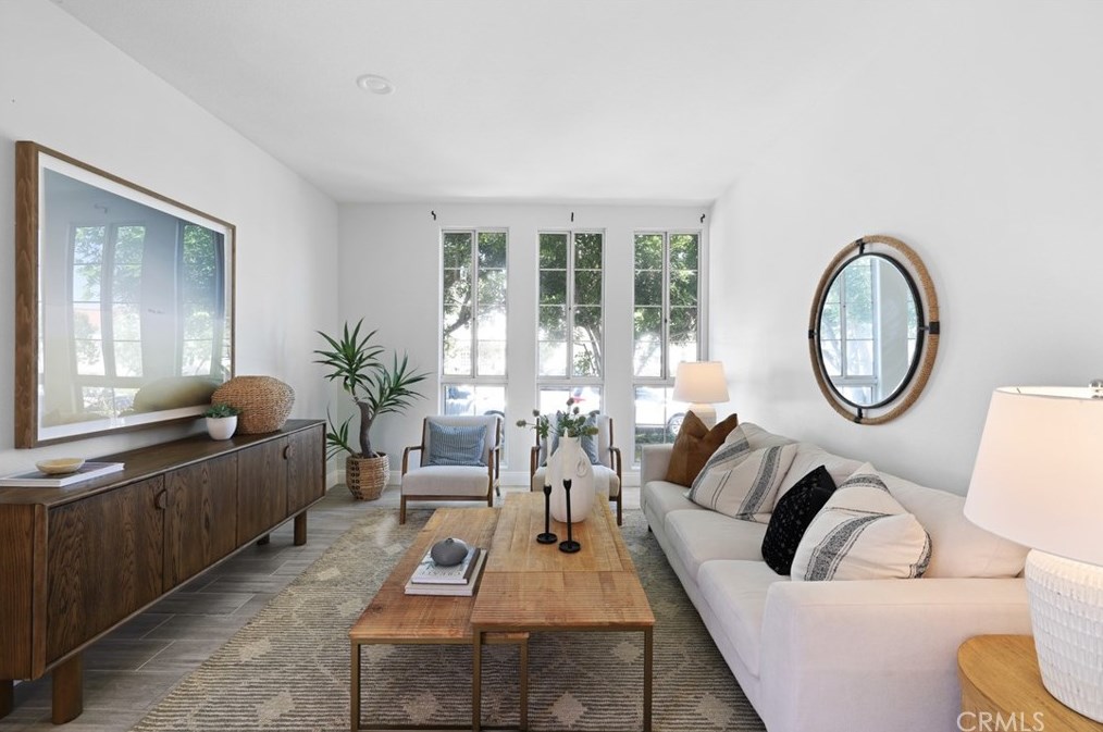 2101 E 15th St #13, Newport Beach, CA 92663