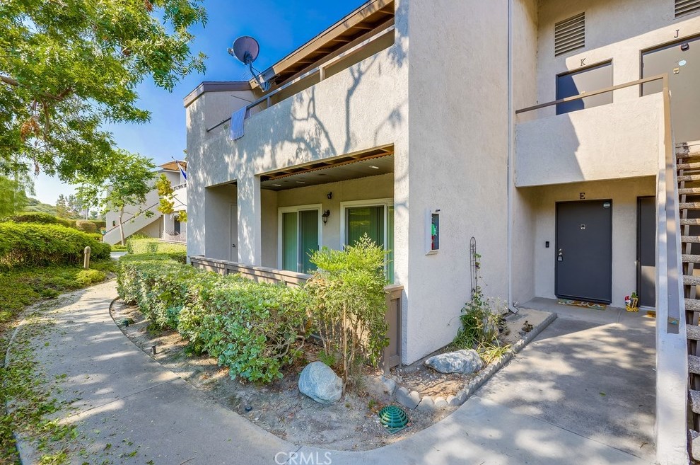 21991 Rimhurst Dr #143, El Toro, CA 92630