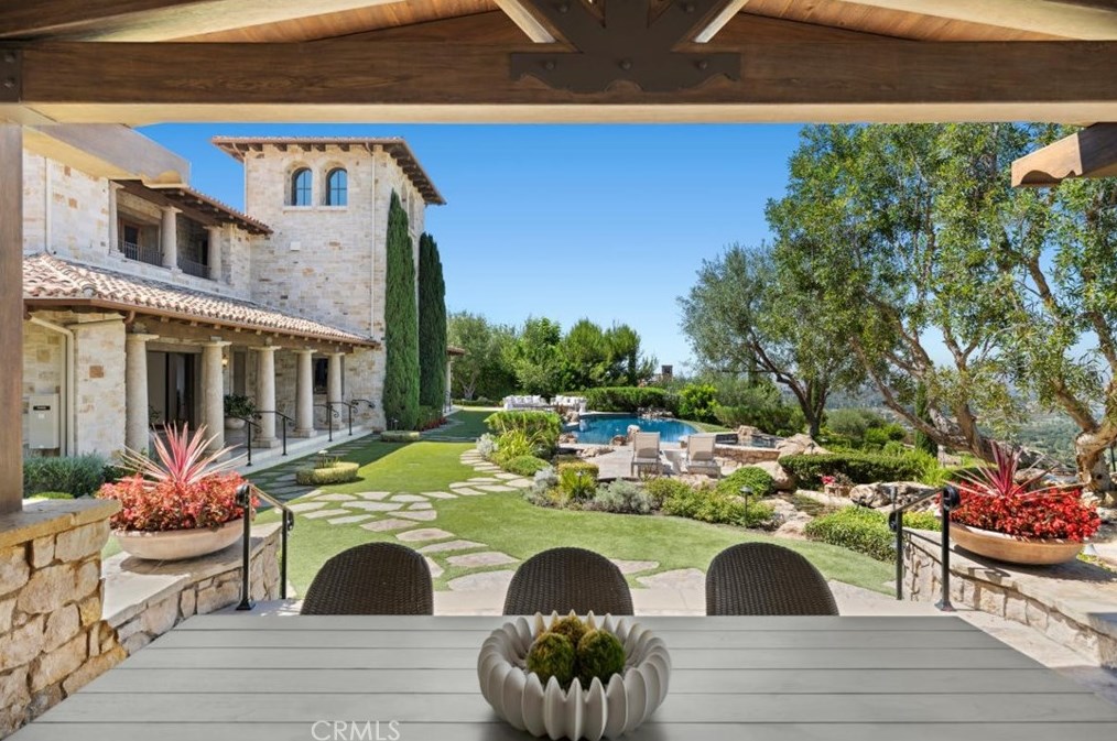 74 Golden Eagle, Irvine CA  92603-0309 exterior