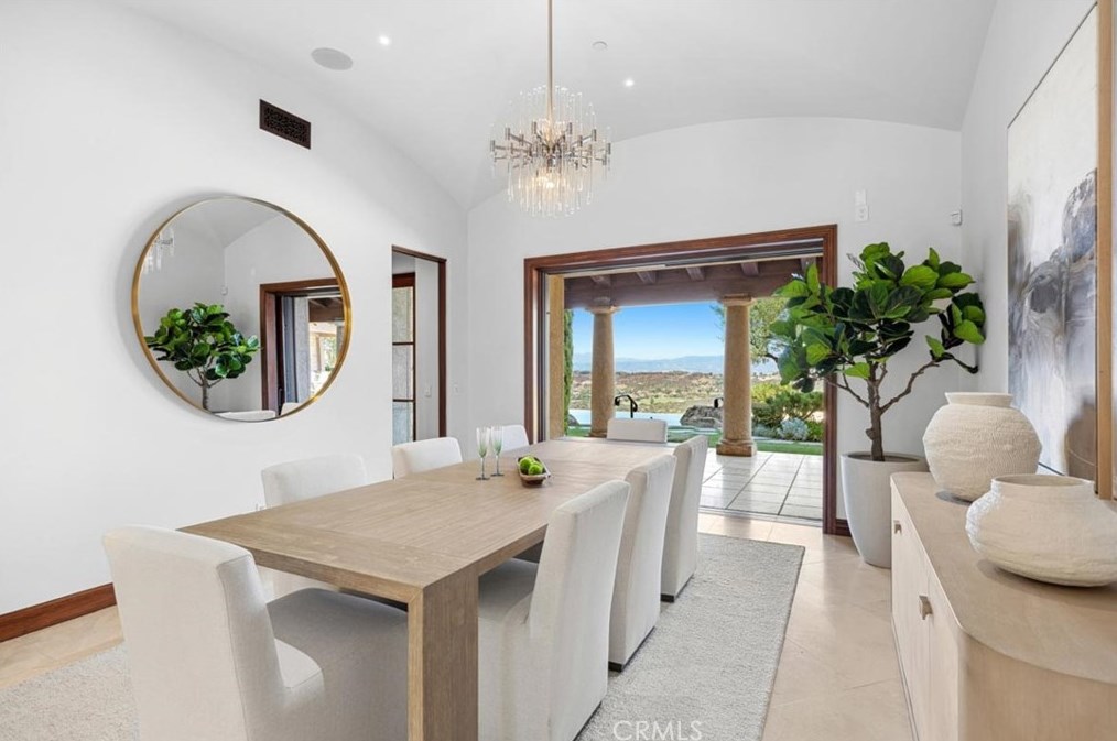 74 Golden Eagle, Irvine CA  92603-0309 exterior