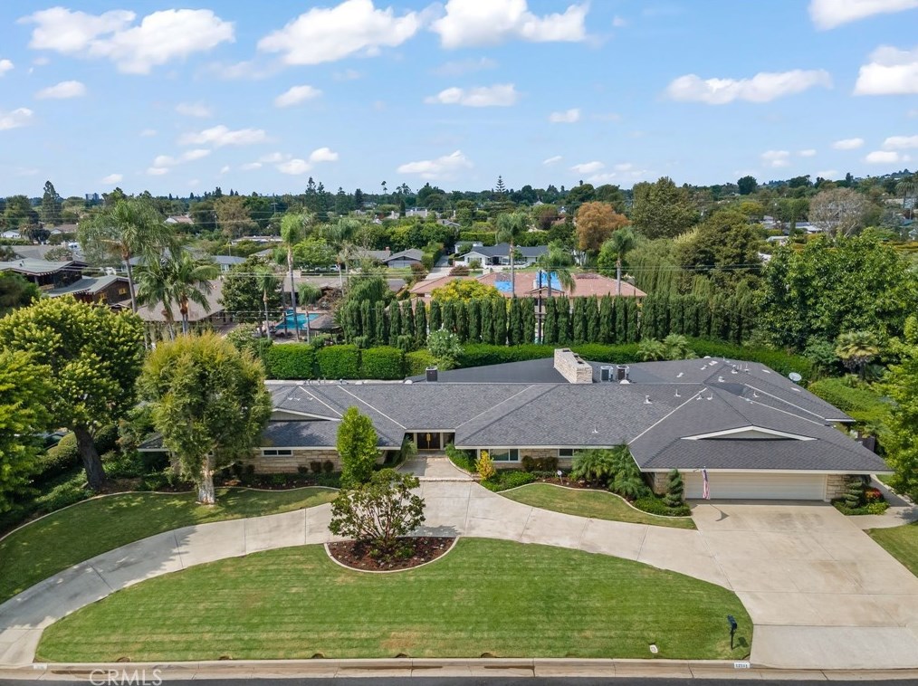 12161 Skyway Dr, Santa Ana, CA 92705-3133