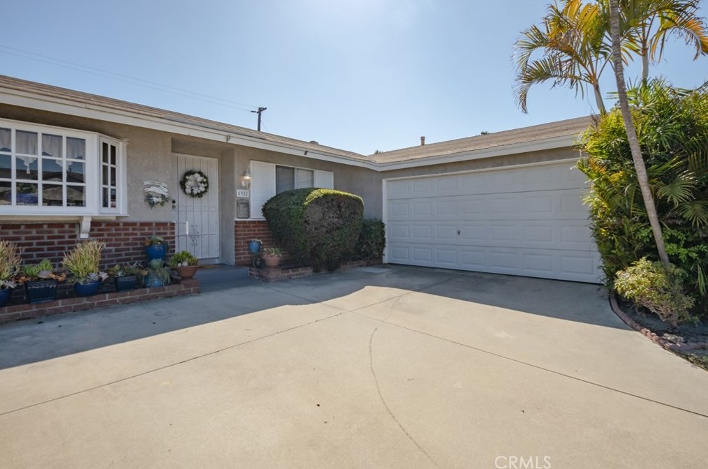 6382 Yale Cir, Huntington Beach, CA 92647