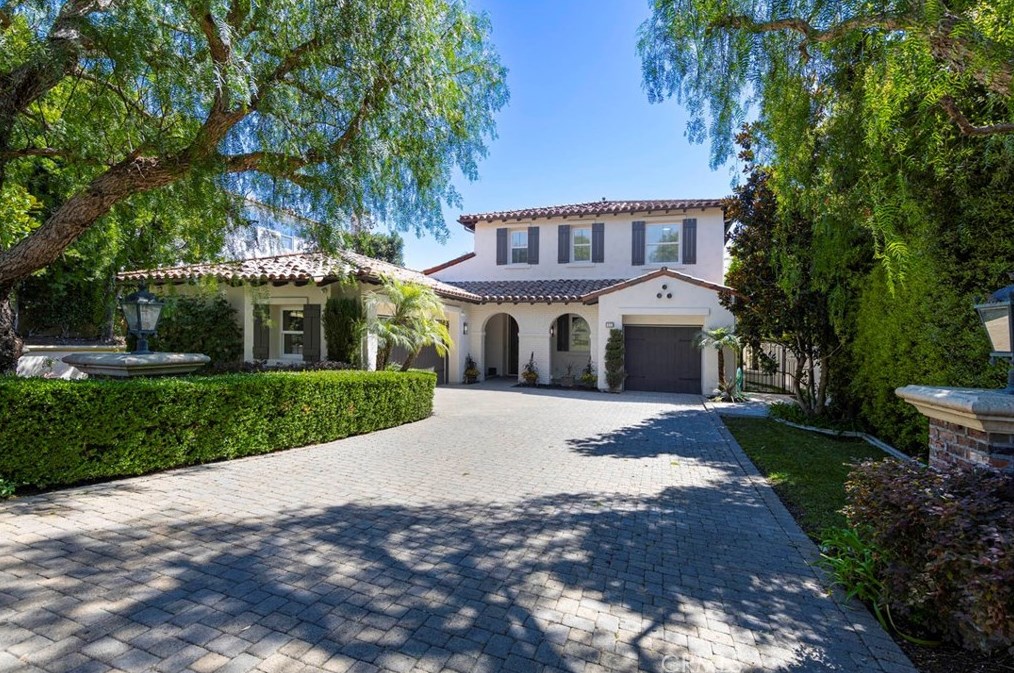 12 Coastal Canyon Dr, Newport Beach, CA 92657