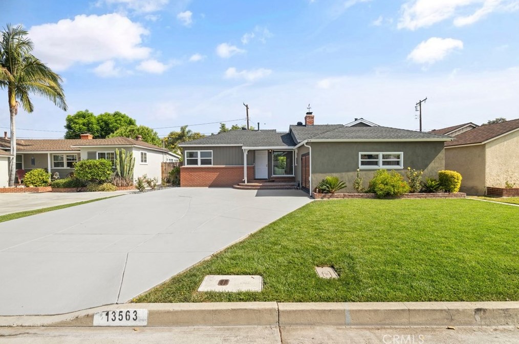 13563 Flomar Dr, Whittier, CA 90605-2231