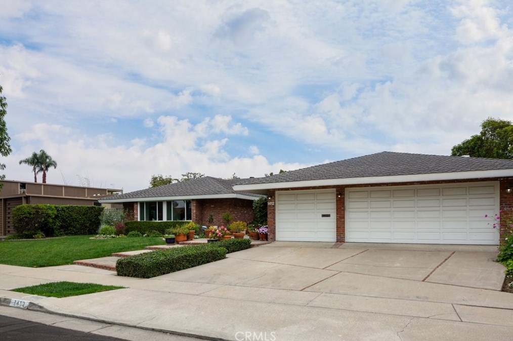 1412 Antigua Way, Newport Beach, CA 92660