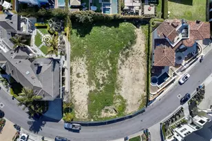 230 Ocean View Ave, Newport Beach, CA 92663 - Photo 14