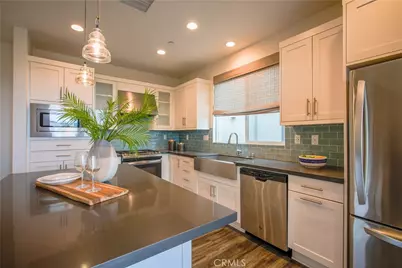 1022 Bridgewater Way, Costa Mesa, CA 92627 - Photo 6