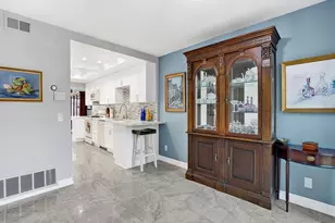 3842 Montego Dr, Huntington Beach, CA 92649 - Photo 14