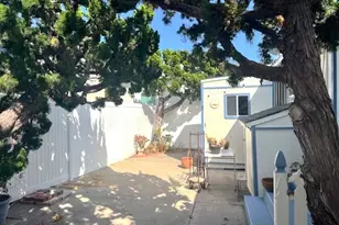 50 Saratoga, Newport Beach, CA 92660 - Photo 18