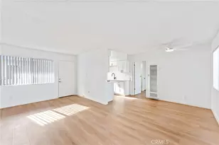 221 10th St, Huntington Beach, CA 92648 - Photo 8