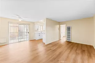 221 10th St, Huntington Beach, CA 92648 - Photo 14