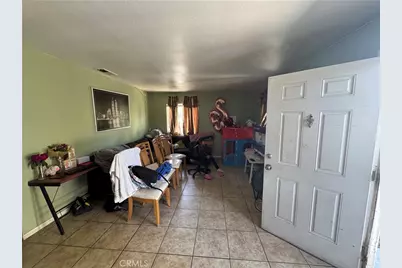 651 W Devonshire Avenue, Hemet, CA 92543 - Photo 14