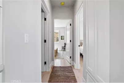 825 W Bay Avenue #B, Newport Beach, CA 92661 - Photo 8