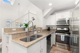28 Cabrillo St, Newport Beach, CA 92663 - Photo 10