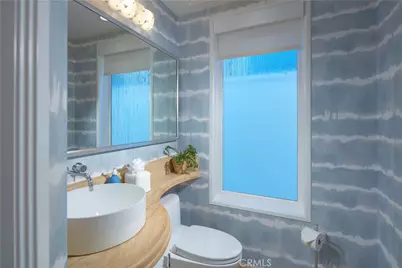 1510 E Oceanfront, Newport Beach, CA 92661 - Photo 12