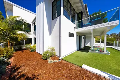 17 Monaco #12, Newport Beach, CA 92660 - Photo 48