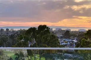 17 Monaco, Newport Beach, CA 92660 - Photo 4