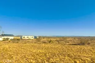 56133 Jesse Rd, Landers, CA 92285 - Photo 4