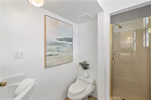 117 E Bay Front, Newport Beach, CA 92662 - Photo 36