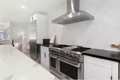 302 Carnation Avenue, Corona del Mar, CA 92625 - Photo 24