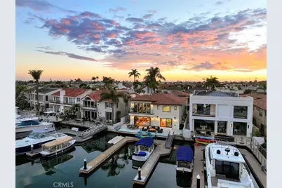 3 Linda Isle, Newport Beach, CA 92660 - Photo 2