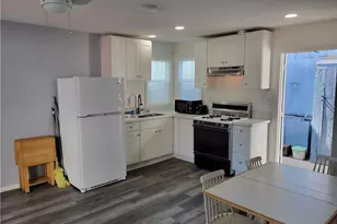 1245 W Balboa Blvd, Newport Beach, CA 92661 - Photo 24
