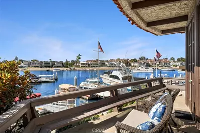 115 N Bay Front, Newport Beach, CA 92662 - Photo 4