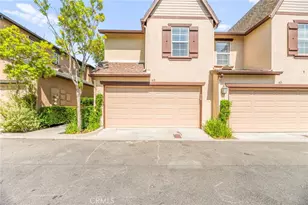 43 Three Vines Ct, Ladera Ranch, CA 92694 - Photo 6