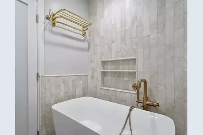 225 Iris Avenue, Corona del Mar, CA 92625 - Photo 14